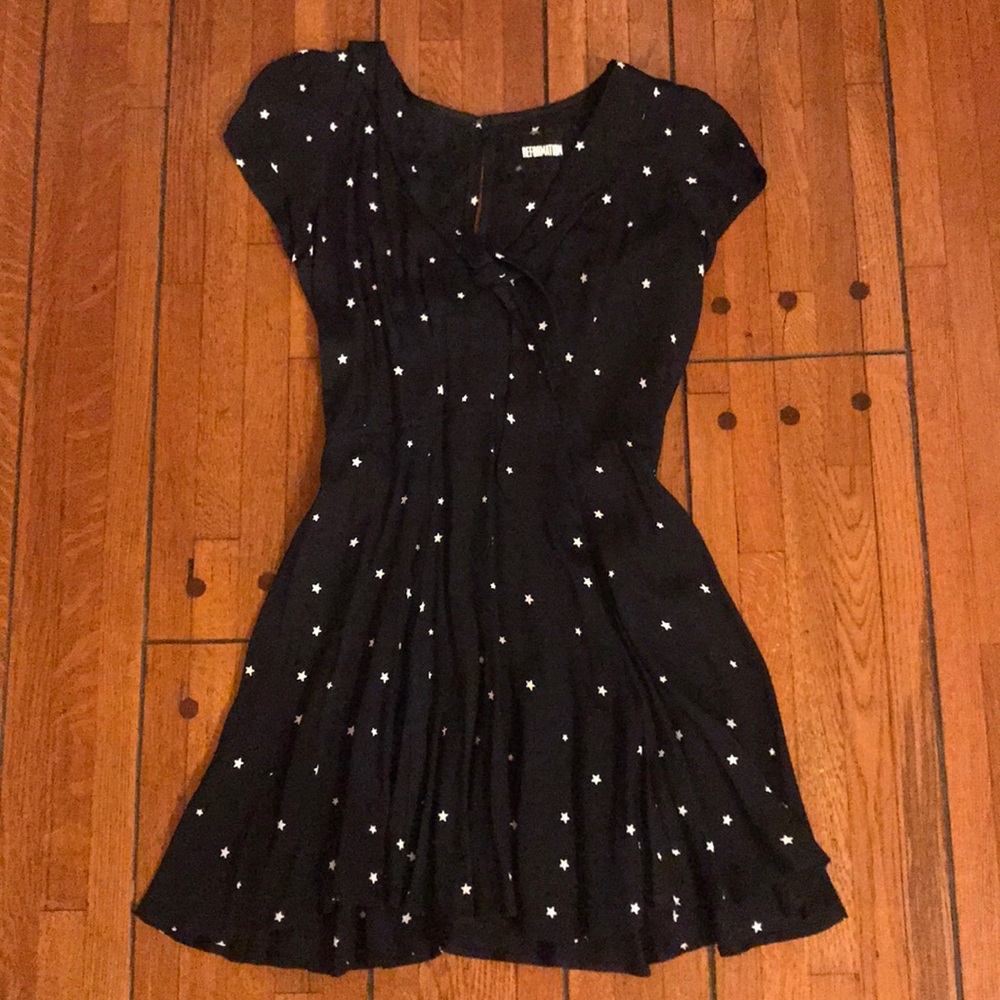 ✨SALE!✨ Reformation | Black & White Star Print Dress